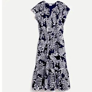 GUC J CREW NAVY AND WHITE PINEAPPLE PRINT DRESS